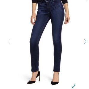 Paige Skyline Skinny Jeans 26